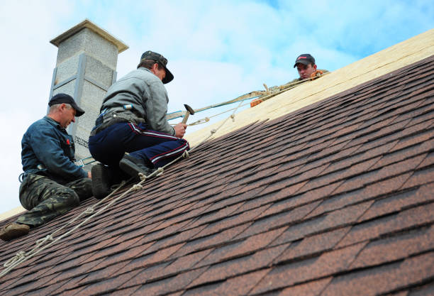 Best Flat Roof Repair Services  in Roberts, WI